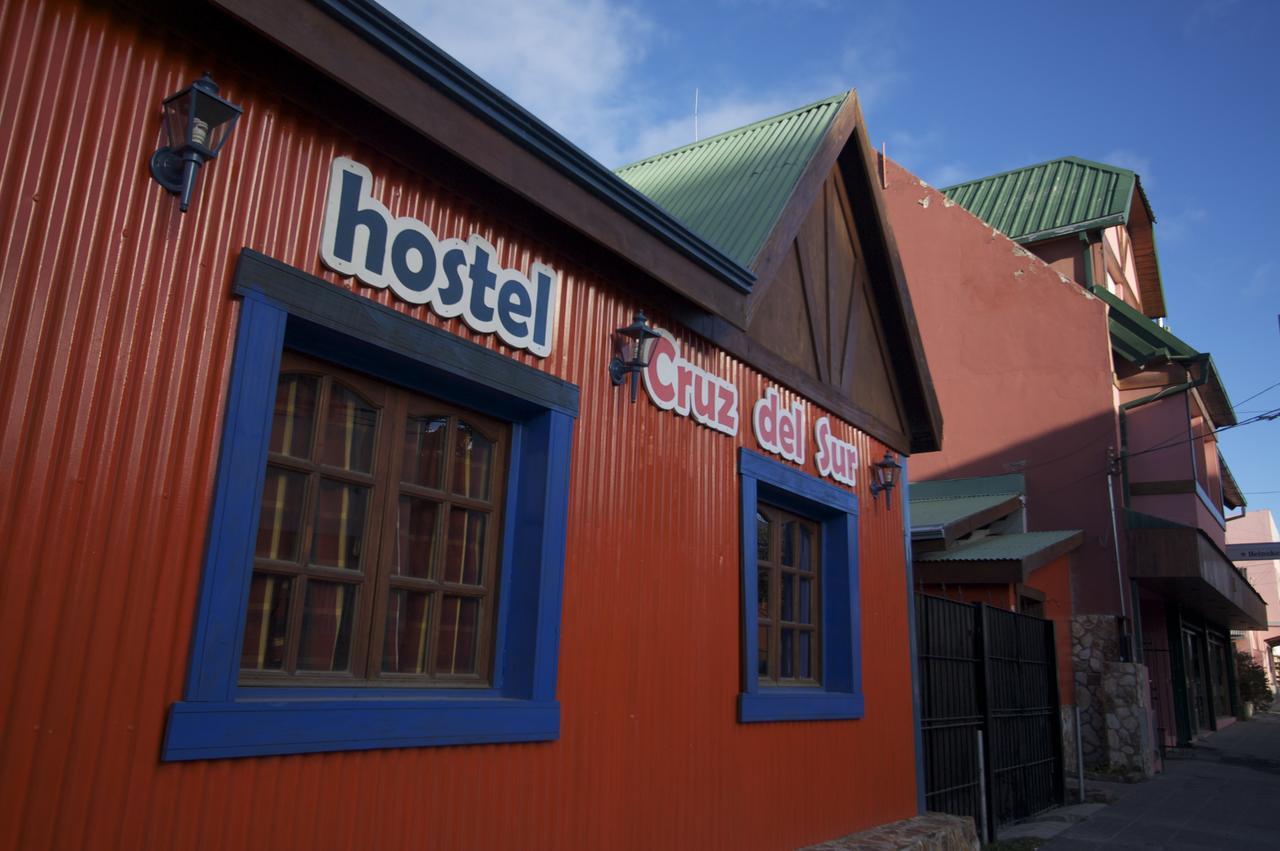 Hostel Cruz Del Sur Ushuaia Esterno foto